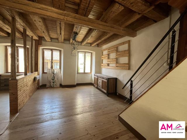 Maison mitoyenne 2 côtés à louer, 6 pièces Rouffach 68250
