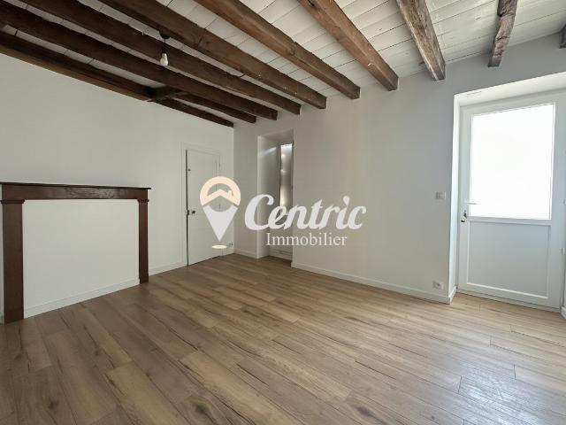 Maison mitoyenne 2 côtés à louer, 3 pièces Moncoutant sur Sèvre 79320