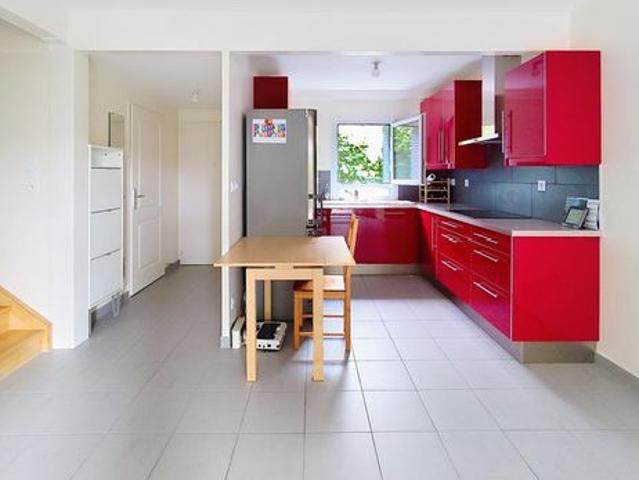 Maison mitoyenne 3 chambres avec jardin