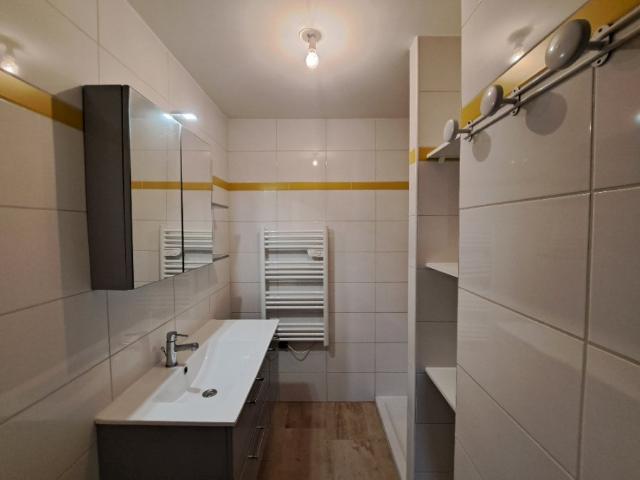 Maison mitoyenne 4 pièces à Crézilles FR