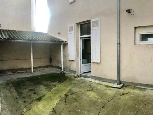Maison mitoyenne 4 pièces à Aulnois sur Seille