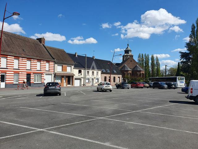 Maison mitoyenne 6 pièce s 148 m² RENESCURE