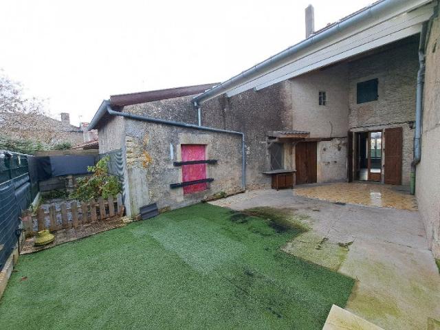 Maison mitoyenne 6 pièces à Royaumeix