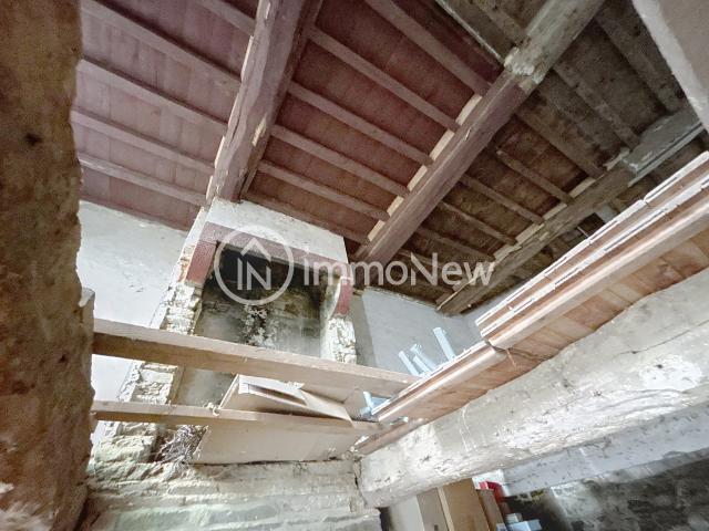 MAISON MITYONNE A RENOVER 100 M2 SUR TERRAIN 342 M2