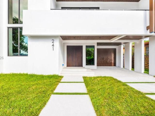 Maison • Miami