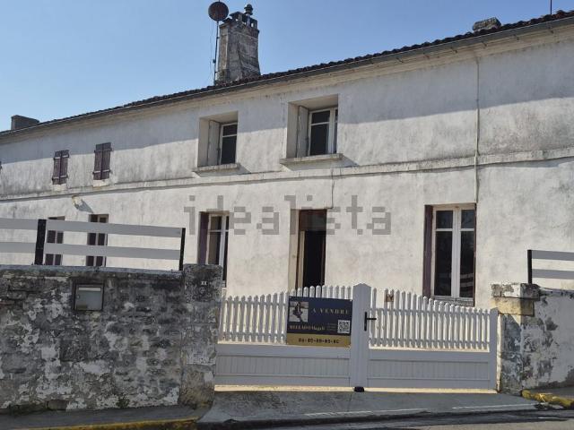 Maison, Migron