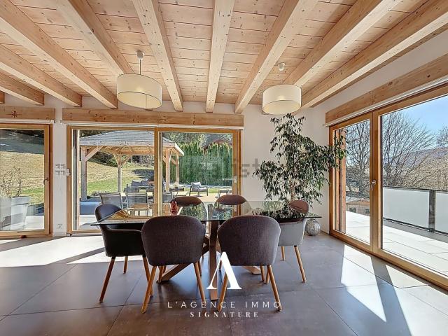 Maison, Mijoux