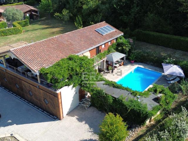 Maison, Mingot