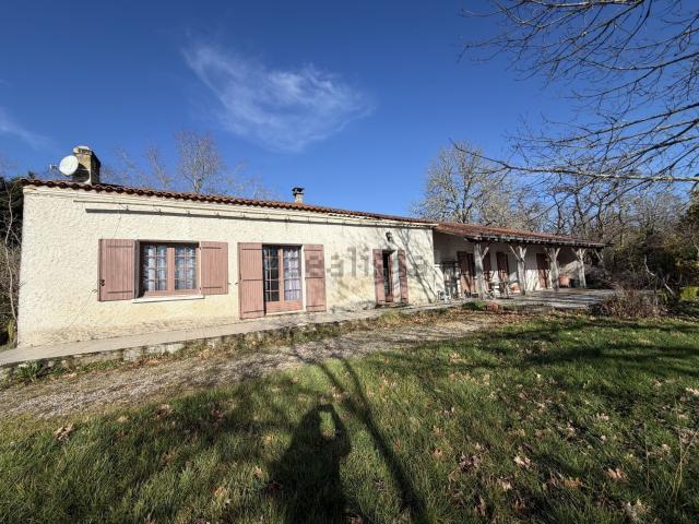 Maison, Minzac
