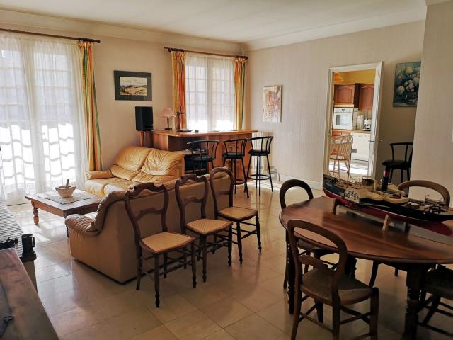 Maison, Miramont de Guyenne