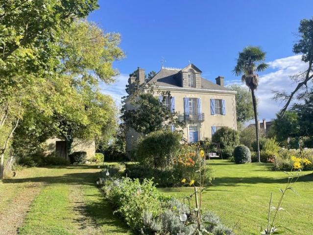 Maison, Mirande