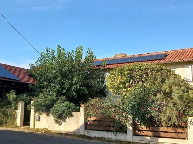 Maison, Mirande