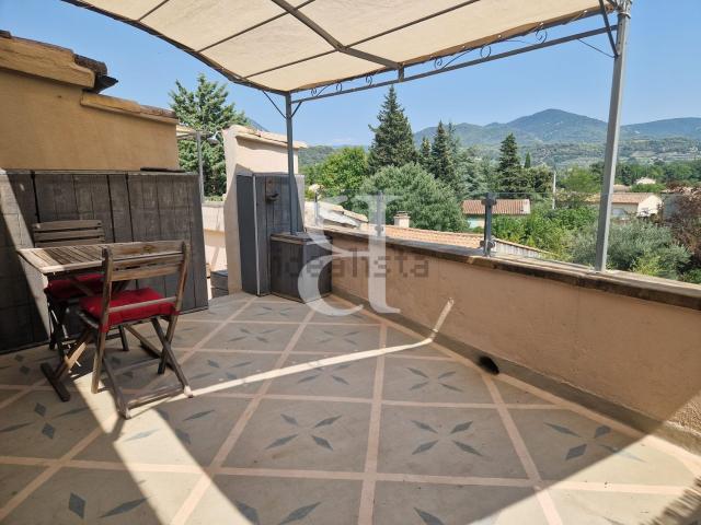 Maison, Mirabel aux Baronnies