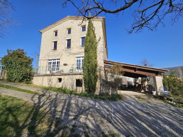 Maison, Mirabel et Blacons