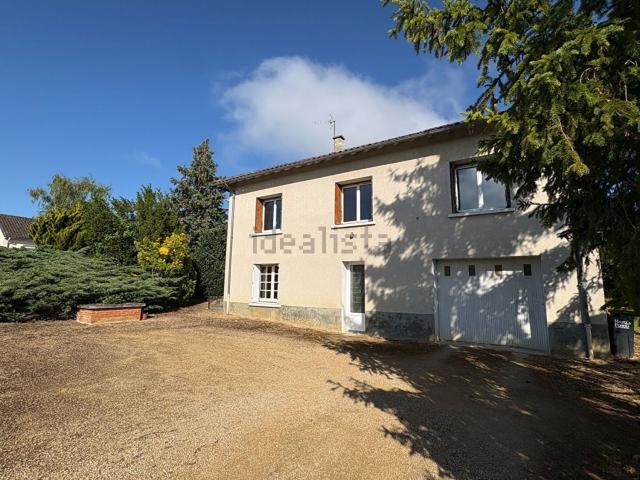 Maison, Mirebeau
