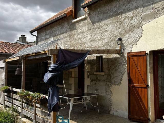 Maison, Mirebeau