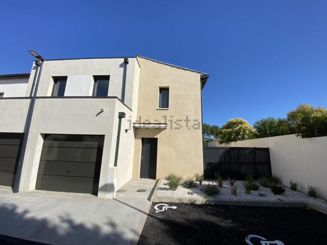 Maison, Mireval
