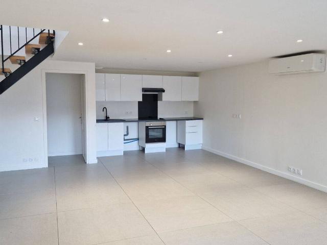 Maison Miribel 4 pièce s 80 m2