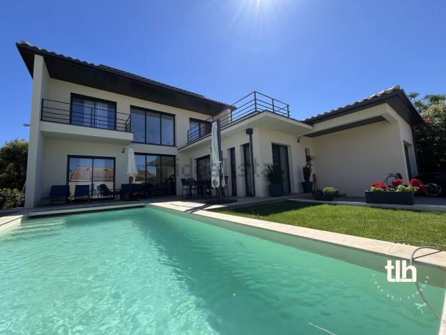 Maison, Mudaison