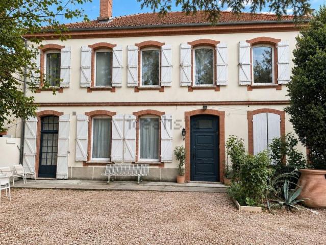 Maison, Muret
