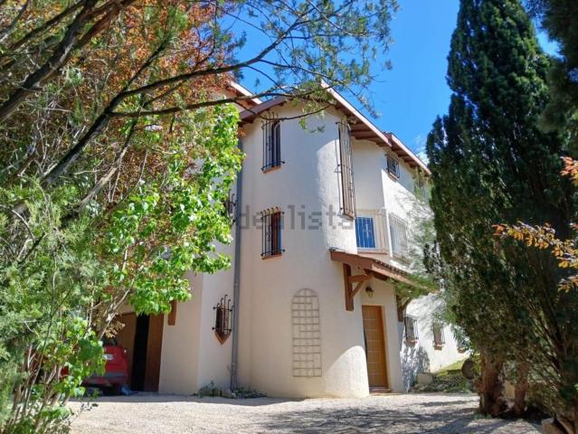 Maison, Muret