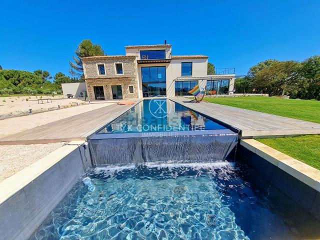 Maison, Noves