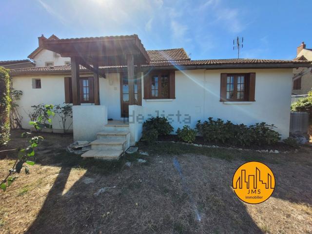 Maison, Noyant d&apos Allier