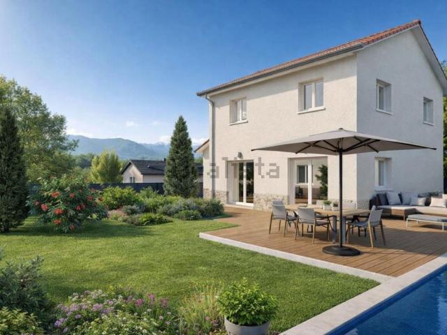 Maison, Noyarey