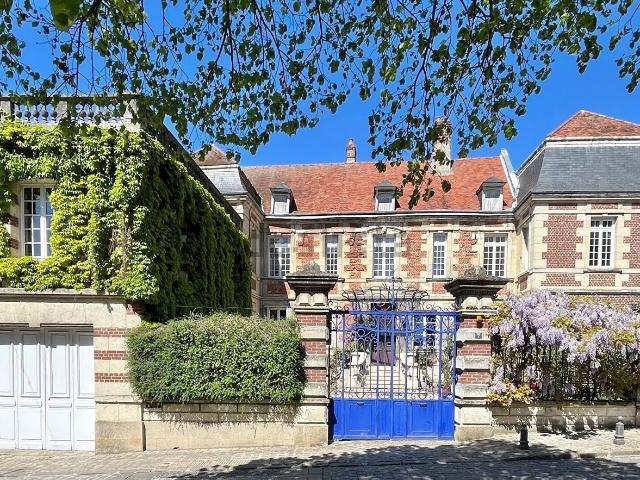 Maison, Noyon