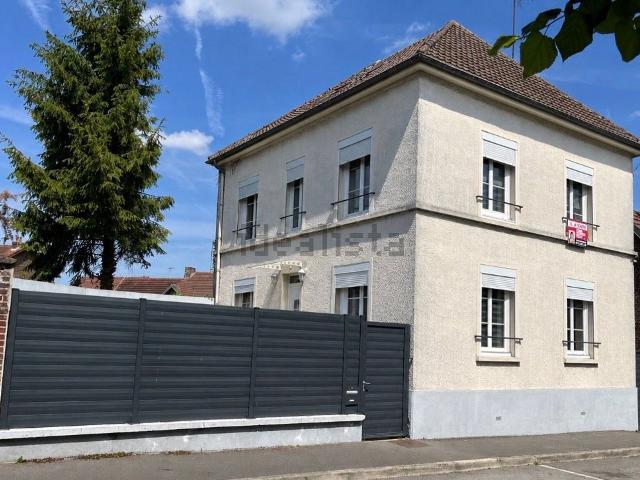 Maison, Noyon