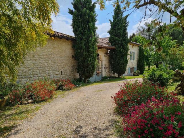 Maison, Noailles