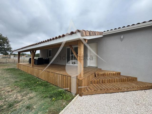 Maison, Noé