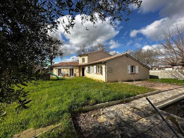 Maison, Noé