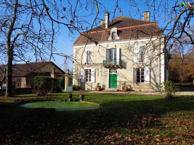 Maison, Nogaro