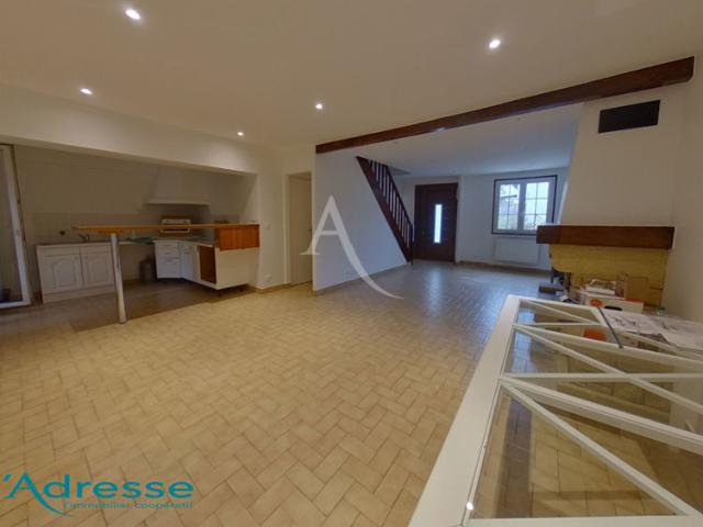 Maison Noisy Le Grand 6 pièces 83.88 m2, surface utile 175 m²
