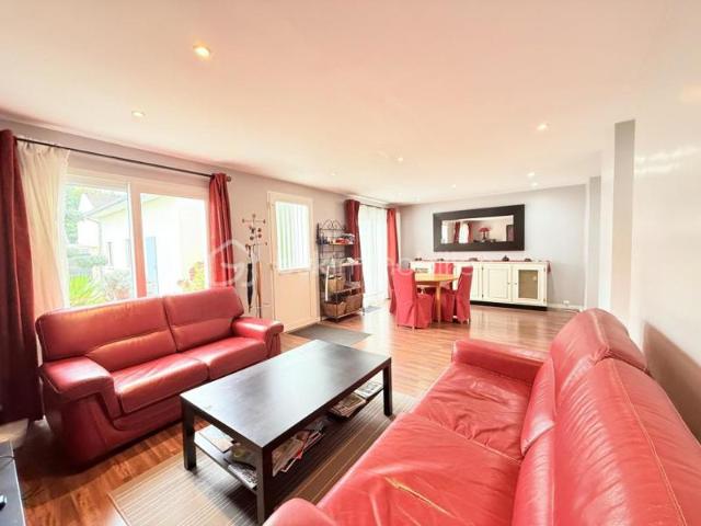 MAISON NON MITOYENNE 106m² 6 PIÈCES ÉDIFIÉE SUR UNE PARCELLE DE 270m² AVEC JARDIN ET DÉPENDANCES AUX PORTES DE PARIS
