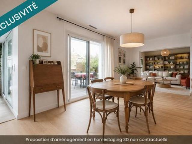 Maison non mitoyenne T5 plus studio indépendant et jardin