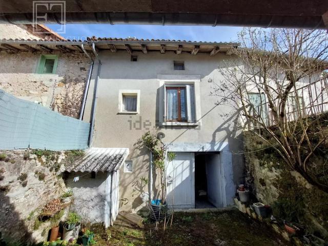 Maison, Nontron