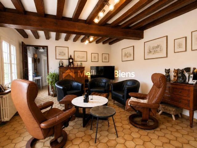 Maison normande 117 m² à Goupil Othon avec terrain paysagé 1400 m²