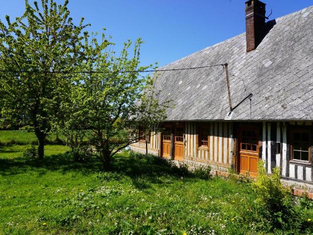 Maison normande à rénover 10 min mer