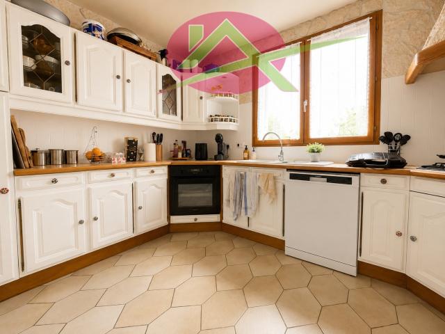 Maison normande de 130m2 avec jardin, garage et cave
