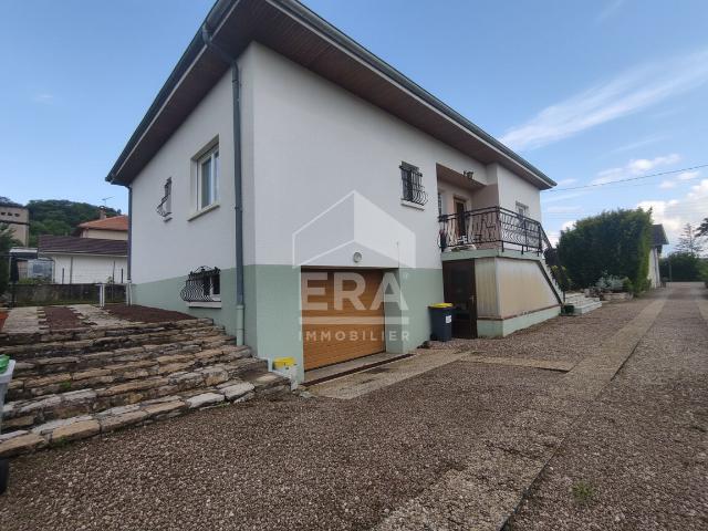Maison Navenne 6 pièce s 131 m2