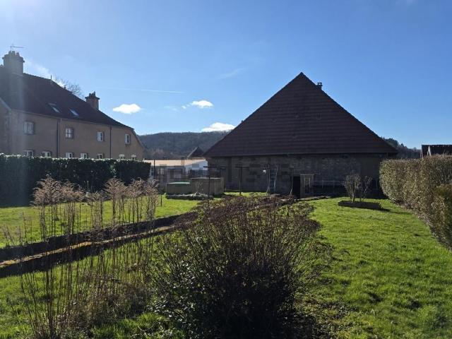 Maison, Navenne