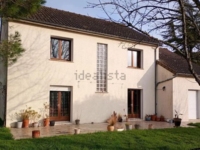 Maison, Naintré