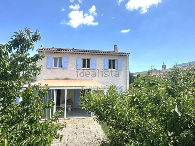 Maison, Nans les Pins