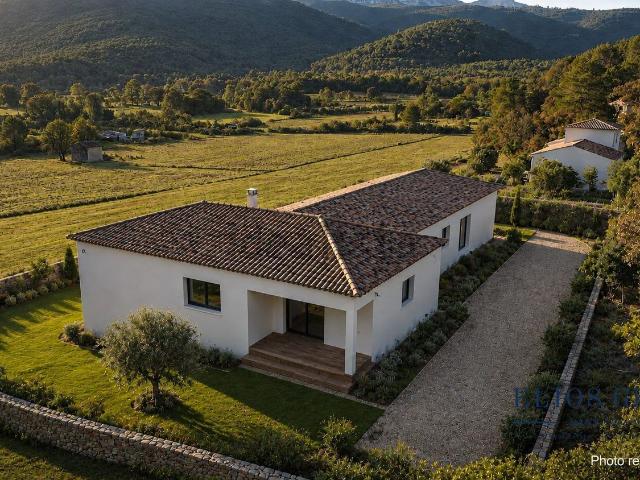 Maison, Nans les Pins