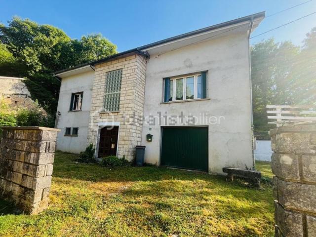 Maison, Nant le Petit