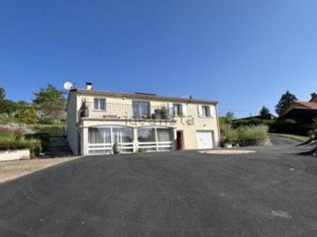 Maison, Nanteuil en Vallée