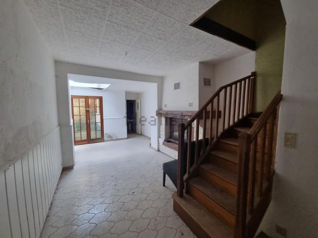 Maison, Neufmanil