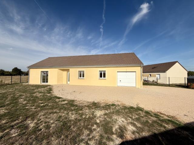 Maison neuve avec frais de notaire réduits 3 chambres de pla. 102m² Louhans